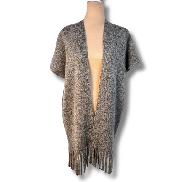 Roffe Accessories Fringed Open Front Cardigan Poncho Sweater Wrap Brown Soft - Picture 2 of 10